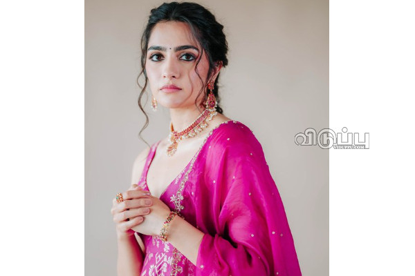 அந்த நடிகர் தான் மிகவும் பிடிக்கும்.. மனம் கவர்ந்த ருக்மிணி வசந்த் open-ஆ சொல்லிட்டாரே! | Rukmini About Whom She Want To Act