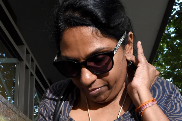 வெளிநாட்டில் பணிப்பெண்ணை துன்புறுத்திய இலங்கை தம்பதிக்கு ஏற்பட்ட நிலை! | Sri Lankan Couple Who Harassed The Maid Abroad