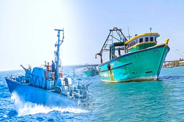 சட்டவிரோத கடற்றொழிலாளர்களை கைது செய்யாத கடற்படை: தொடரும் குற்றச்சாட்டு