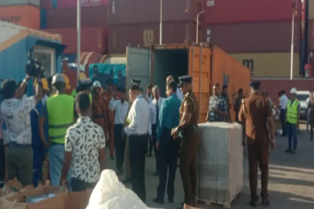 பாகிஸ்தானில் இருந்து 2 கொள்கலன்களில் வந்த போதைப்பொருள்! | Narcotics Arrived From Pakistan In Two Containers பாகிஸ்தானில் இருந்து 2 கொள்கலன்களில் வந்த போதைப்பொருள்! | Narcotics Arrived From Pakistan In Two Containers