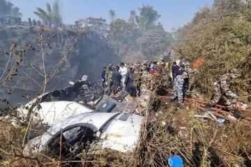 நேபாள விமான விபத்து... 67 சடலங்கள் மீட்பு: துக்க தினம் அனுசரிப்பு