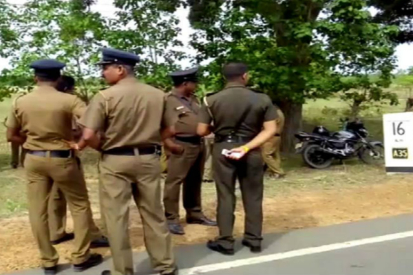 யாழில் மோட்டார் சைக்கிள் மோதி முதியவர் உயிரிழப்பு | Accident In Kondavil Jaffna