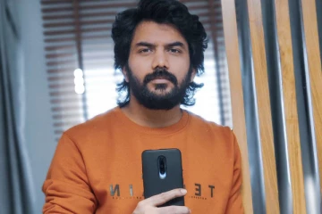 நடிகர் கவினை காதலிக்கும் விஜய் பட நடிகை?