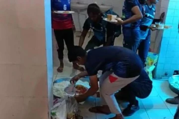 கழிப்பறையில் வைத்து கபடி வீராங்கனைகளுக்கு உணவு! வைரலான வீடியோ.. வேதனை தெரிவித்த ஷிகர் தவான்