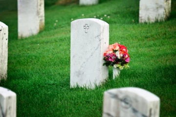 ஒரே நேரத்தில் ஒன்றாக உயிரிழந்த கணவன் - மனைவி