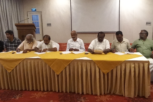 புதிய தமிழ்த்தேசியக் கூட்டமைப்பும் நம்பிக்கையற்ற தலைமைப் பதவியும் | New National Alliance Untrustworthy Leadership