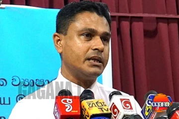 ලිංගික අධ්යාපනය කියලා කරේ පෙළපොතට ප්රජනක පද්ධතිවල ෆොටෝ දාපු එක විතරයි ඒවා වෙන හැටි කියා දෙන් නෑ - චමල්