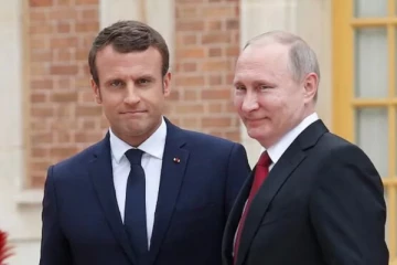 என்னுடைய தொலைபேசி எண்ணை மாற்ற வில்லை: புடினை குறிப்பிட்டு பிரான்ஸ் ஜனாதிபதி விடுத்துள்ள செய்தி