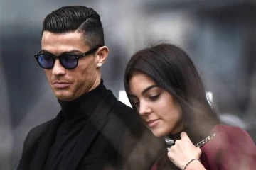 நட்சத்திர கால்பந்தாட்ட வீரர் ரொனால்டோ வீட்டில் நேர்ந்த சோக சம்பவம்!