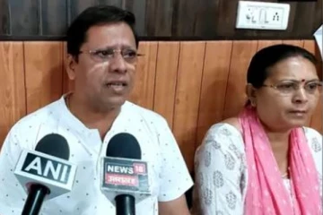 பேரக்குழந்தை பெற்றுத்தராததால் ஆத்திரம் : மகனிடம் 5 கோடி நஷ்ட ஈடு கேட்டு பெற்றோர் நீதிமன்றத்தில் புகார்!