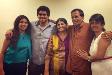 வீட்டிலிருந்து வெளியேறும் மைத்திரி