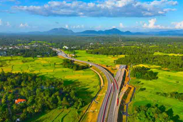 மத்திய அதிவேக வீதியில் பயணிப்போருக்கான கட்டண விபரம்! | Central Expressway Opening Fees Toll Pizza