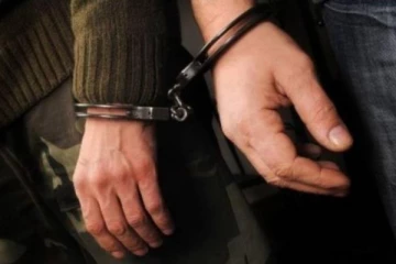 யாழில் போதை மாத்திரைகளுடன் சிக்கிய இளைஞர்கள்