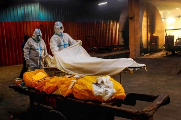 ඉදිරියේදී යාපනය ලොක්ඩවුන් වෙයිද? උතුරේ කොරෝනා යළි හිස ඔසවයි.