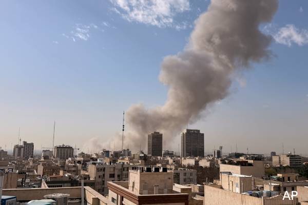 ஈரான் மீது ஏவுகணை தாக்குதலை தொடங்கிய இஸ்ரேல் - அவசரநிலை பிரகடனம் | Israel Launches Preventative Strike On Iran