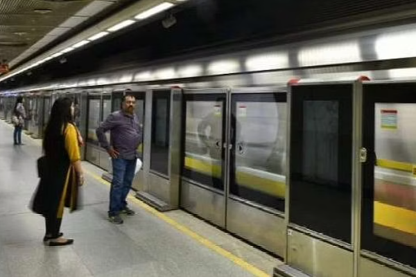 பட்டப்பகலில் மெட்ரோவில் பெண்ணுக்கு பாலியல் தொல்லை-தலைநகரில் அரங்கேறிய கொடுமை! - தமிழ்நாடு