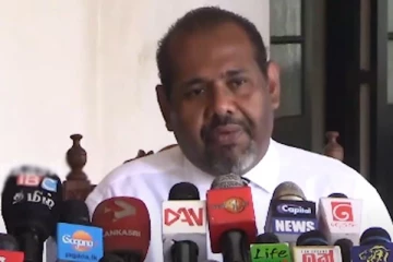 பிரதமராவதற்கு முதல் நாள் தமிழ் தரப்பினரிடம் ரணில் கூறிய தகவல்: கஜேந்திர குமார் குற்றச்சாட்டு(video)