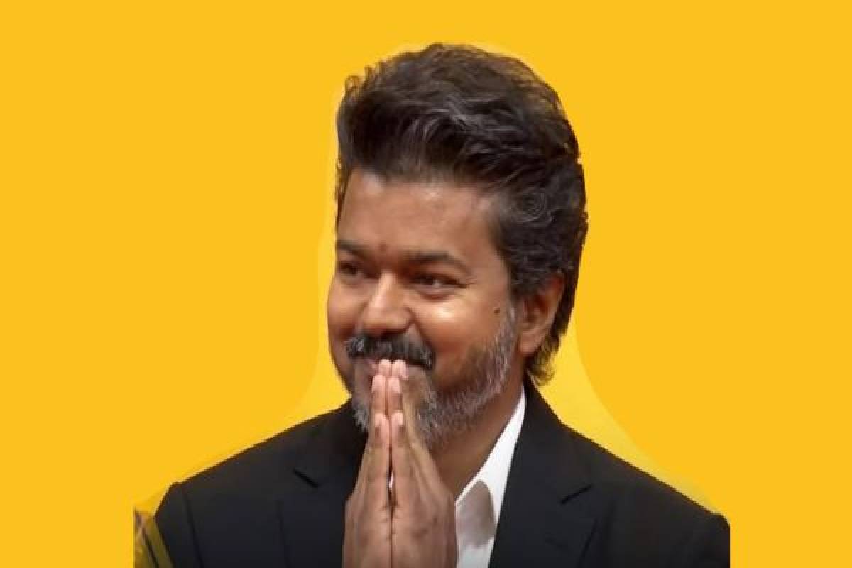 கருப்பு கோட் சூட்டில் நெற்றியில் கருப்பு பொட்டு! விஜய்யின் Dresscode secret தெரியுமா? | Tamil Nadu Cm Vijay Dress Code Black Pottu Secret