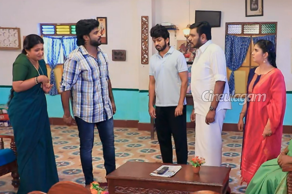 போட்டுடைத்த சரவணன்.. மாட்டிக்கொண்ட பின் மயில் செய்த விஷயம்! வீட்டைவிட்டே போகிறாரா? | Pandian Stores 2 Update Will Thangamayil Go Out