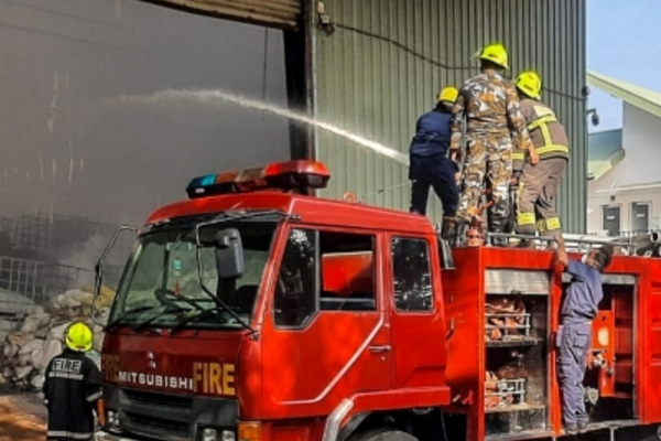 கொழும்பு - மருதானையில் தீ விபத்து | Colombo Marudhana Fire Accident கொழும்பு - மருதானையில் தீ விபத்து | Colombo Marudhana Fire Accident