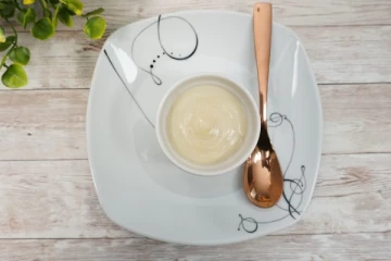 ஒரு நிமிடத்தில் பால் புடிங்: இவ்வளவு நாள் இது தெரியாம போச்சே!