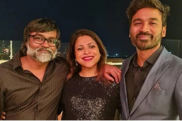 நடிகர் தனுஷ் வீட்டில் திடீர் பார்ட்டி..யாரெல்லாம் கலந்துக்கொண்டனர் நீங்களே பாருங்க!