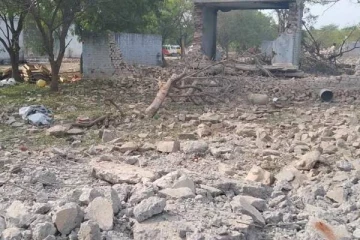 பட்டாசு ஆலை வெடி விபத்து;10 பேர் உயிரிழப்பு - தொழிற்சாலை உரிமம் ரத்து !