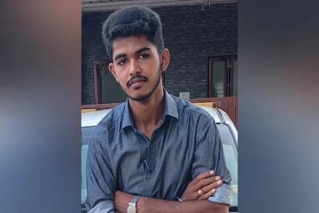 கல்லூரி முடிந்து சகோதரியை அழைத்து வர சென்ற போது நேர்ந்த சோகம்