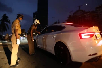 நாடு தழுவிய ரீதியில் பொலிஸாரின் அதிரடி நடவடிக்கை: ஒரே நாளில் ஆயிரக்கணக்கானோர் கைது