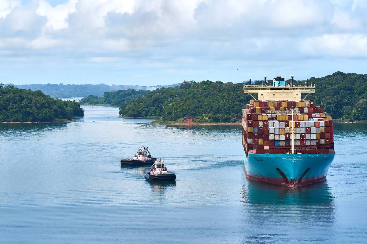 ஹார்முஸ் நீரிணை முடக்கம்... பனாமா கால்வாயில் கப்பல் போக்குவரத்து அதிகரிப்பு | Panama Canal Vessel Traffic