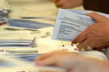 මෙවර තැපැල් ඡන්ද අයදුම්පත් 37,000ක් කුණු ගොඩට.