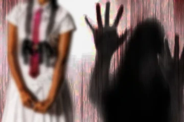 11 மாணவிகள் வன்புணர்வு :கைதான ஆங்கில ஆசிரியருக்கு நீதவான் கொடுத்த உத்தரவு