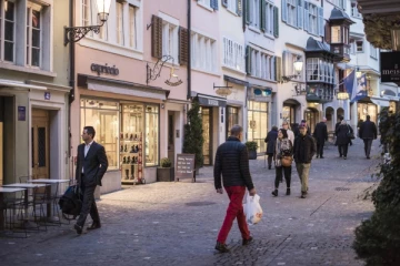 சுவிற்சர்லாந்தில் திங்கள் முதல் ஒரு பகுதி இயல்புவாழ்வு மீளத் திரும்பவுள்ளது!