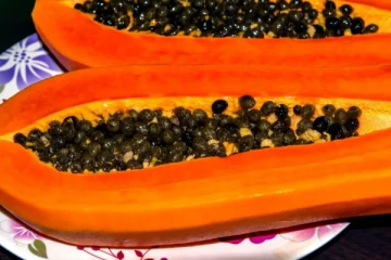 இந்த பிரச்சினை இருப்பவர்கள் பப்பாளியை தொடக் கூட வேண்டாம்...எச்சரிக்கை?