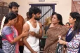 முத்து, மீனா முயற்சியால் லாக்கப்பில் இருந்து வெளியே வந்த சத்யா.. கதறி அழும் குடும்பம்! சிறகடிக்க ஆசை சீரியல்