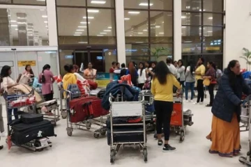 ஜோர்தானிலிருந்து நாடு திரும்பிய இலங்கையர்கள்