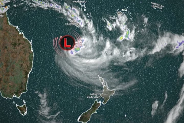 நியூசிலாந்தை தாக்கிய புயல்; அவசரநிலை பிரகடனம்!