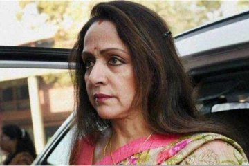 ‘’பேய் எனது கழுத்தை நெரித்தது தெரியுமா ’’  -  பாஜக மூத்த நடிகை திகில் பேட்டி