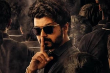 மாஸ்டர் படத்திற்காக தனது சம்பளத்தை குறைத்து கொண்ட தளபதி விஜய், எவ்வளவு குறைத்துள்ளார் தெரியுமா?