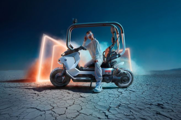 இனி ஹெல்மெட் தேவையில்லை..! பாதுகாப்பு கூண்டுடன் வரும் BMW Vision CE ஸ்கூட்டர்: முழுவிவரம் BMW Vision CE unveils New Roll Cage scooter