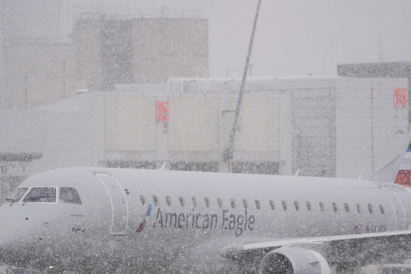 கடும் பனிப்புயலால் திண்டாடும் அமெரிக்கா! 30 பேர் பலி | America Will Be Hit By A Heavy Snow Storm