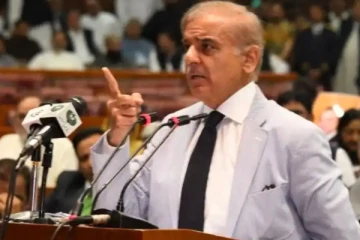 காஷ்மீர் பிரச்சனை தீர்க்கப்படும் வரை அமைதி சாத்தியமில்லை.. பதவியேற்ற பாகிஸ்தான் பிரதமர்!