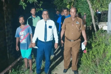 இரு பிள்ளைகளின் தாயொருவர் தூக்கில் தொங்கி உயிர் மாய்ப்பு; தமிழர் பிரதேசத்தில் துயரம்