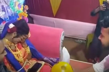 நண்பர்கள் கொடுத்த பரிசால் வெட்கத்தில் முகம் சிவந்த மணப்பெண்! ஷாக்கில் மாப்பிள்ளை