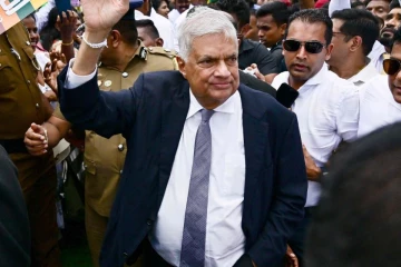 ரணில் விக்கிரமசிங்க மற்றும் சமன் ஏக்கநாயக்க வழக்கு ஒத்திவைப்பு