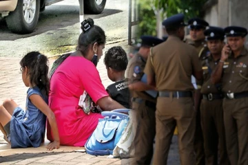 கொழும்பில் 1 மணித்தியாலத்திற்கு 20000 யாசகம் பெறும் பெண் : விசாரணையில் அதிர்ச்சித் தகவல்