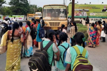 பள்ளி மாணவர்களுக்கு இலவச பஸ்பாஸ் எப்போது கிடைக்கும்?- வெளியான தகவல்