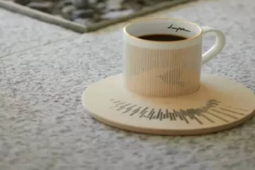 ஒரு கப் சாசரில் இவ்வளவு அபூர்வமான விஷயம் உள்ளதா? பலரையும் வியப்பில் ஆழ்த்திய வீடியோ!