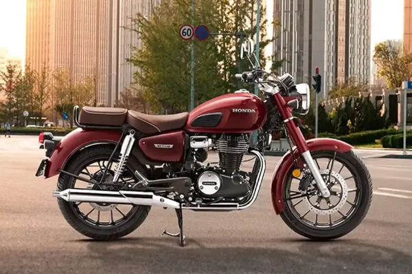 5 Top-Performing Street Bikes for Highway Stability in India