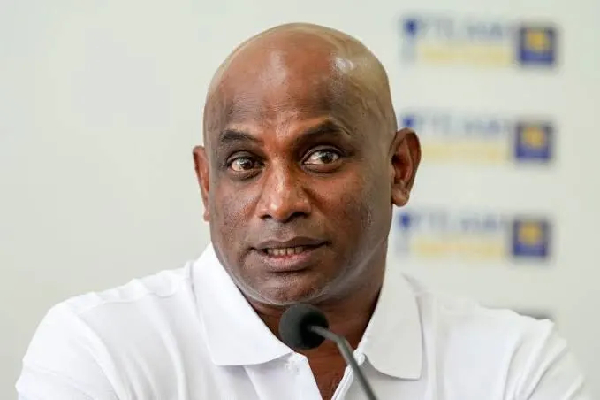 சமூக ஊடகங்களில் தவறான பதிவுகள் : சட்ட நடவடிக்கைக்கு தயாராகும் சனத் ஜெயசூர்யா | Sanath Going To Court Against False Statements